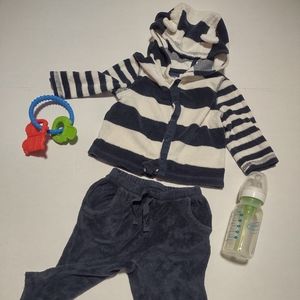 3-6 mo baby gap matching set